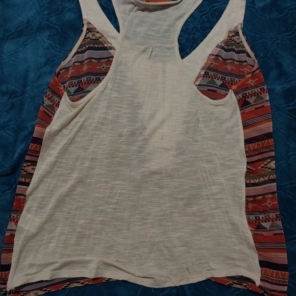 Urban Behavior Rebel Brand Tank Top Size Small - Picture 4 of 5